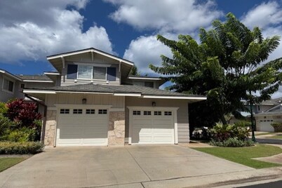 Hawaii Condo Close to Beach, Golf, Pool and Restaurants