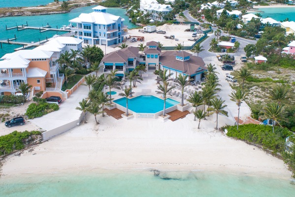 February Point's restaurant and community pool
