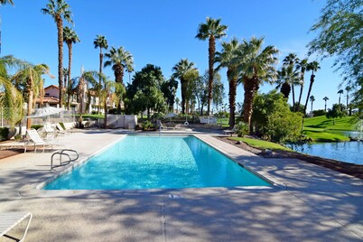 Wonderful Lakeside and golf course view!!  No taxes for 28 night stay or longer.