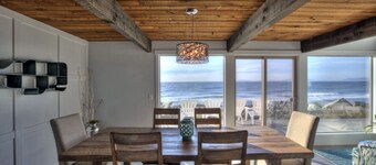 Oceanfront Beach House w / yksityinen Hot Tub Luna Shores