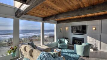 TV connectée, cheminée, vidéothÚque, chaßne hi-fi