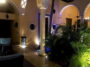 Interior - VILLA ROMANTICA. A TRUE COLONIAL MASTERPIECE.  NEAR TO RESTAURANTS AND MUSEUMS (Centro)