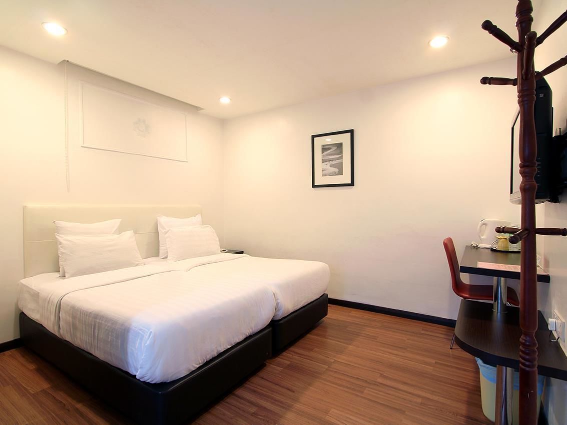 superior double or twin room, no windows (standard) | free wifi