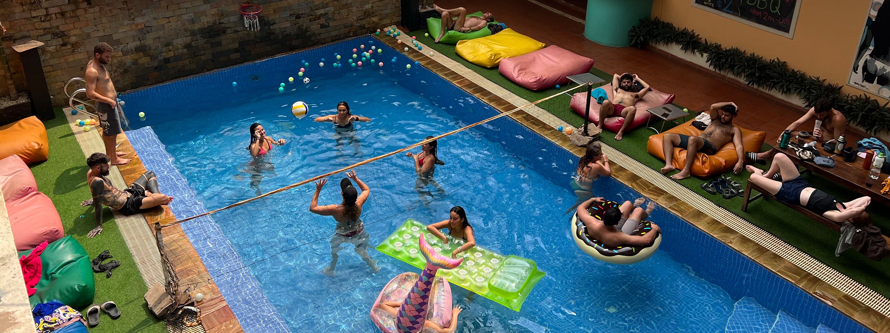 Foto - The Funky Village