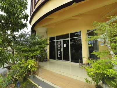 Hotel O Sam Huat Hotel