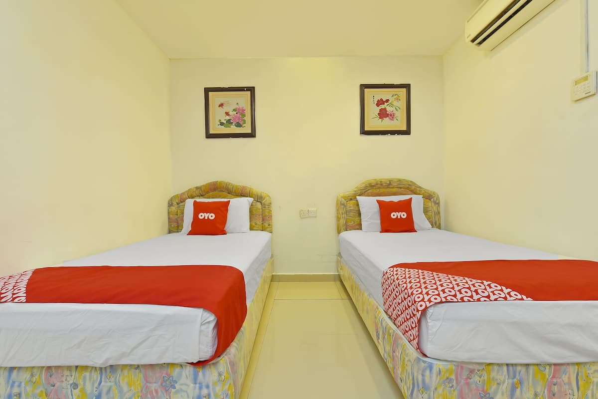 Standaard Twin kamer | 1 slaapkamer, een bureau, gratis wifi, beddengoed