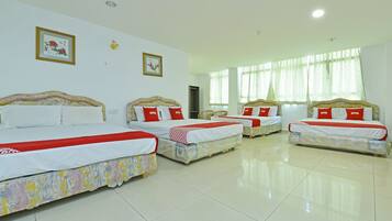 1 bedroom, desk, free WiFi, bed sheets