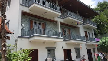 Lối vào nơi lưu trú