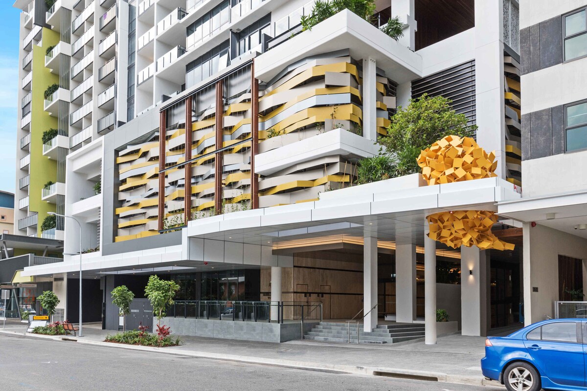 Hope Street Apartments by CLLIX