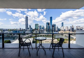 Appartement, 3 chambres, vue sur la ville | Vue de la chambre