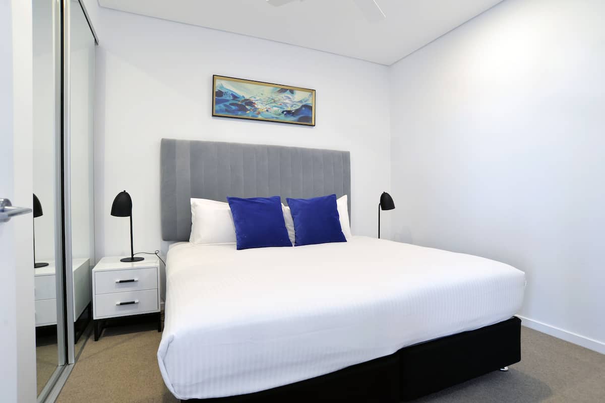 Soundproofing, iron/ironing board, free WiFi, bed sheets