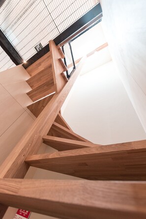 Staircase - Yaoya Kyoto Kyomizu Gojo (Kyoto)