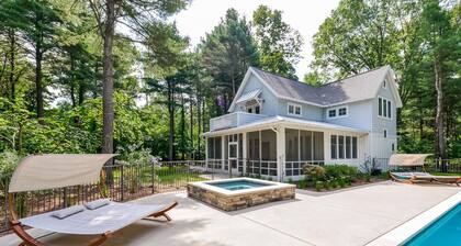 Lake Trail Treehouse