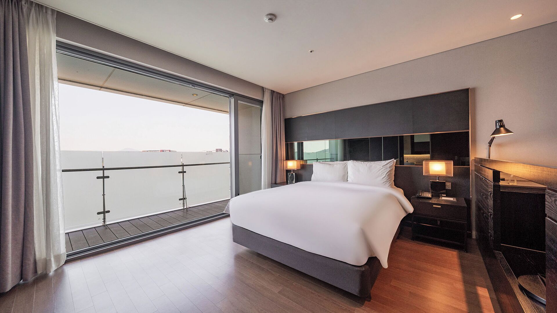 Literie de qualité supérieure, coffres-forts dans les chambres