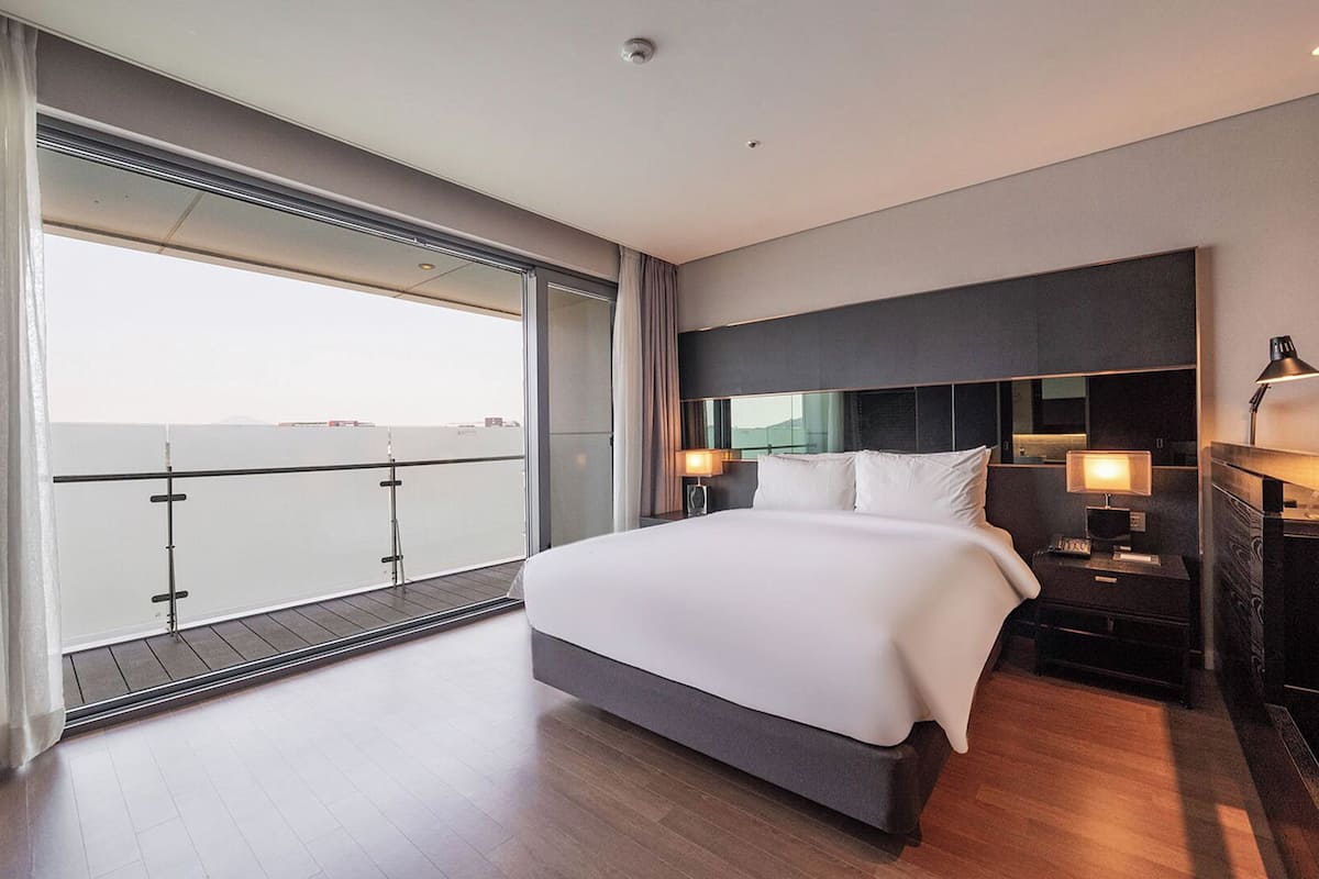 Marina Kids Family Room | Premium bedding, in-room safe, soundproofing, free WiFi