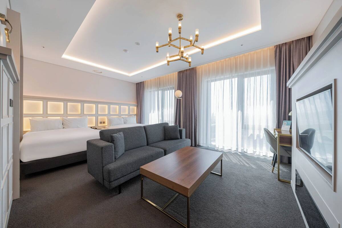 Junior Suite Family Twin (Pool included for 4 people) | เครื่องนอนระดับพรีเมียม, ตู้นิรภัยในห้องพัก, ห้องเก็บเสียง, Wi-Fi ฟรี