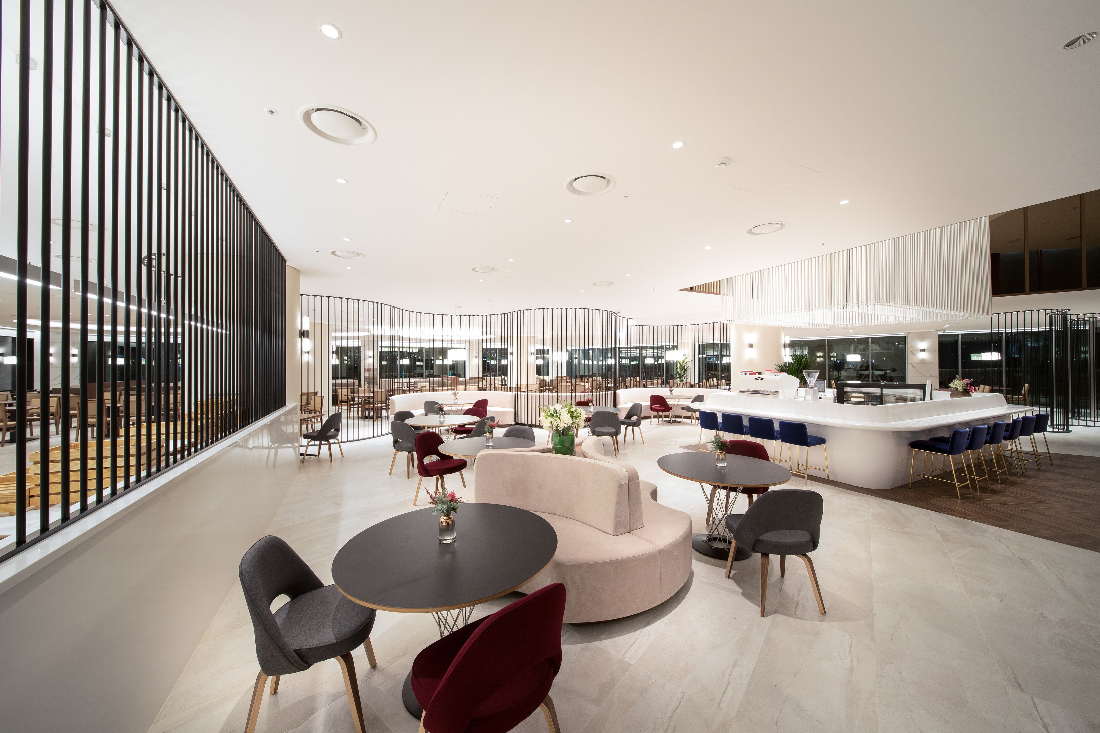 daily buffet breakfast (krw 19000 per person)