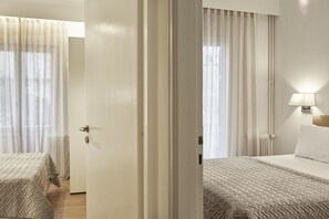 2 bedrooms, premium bedding, pillow-top beds, in-room safe - Cozy and Bright Apartment in Kolonaki (Athens)