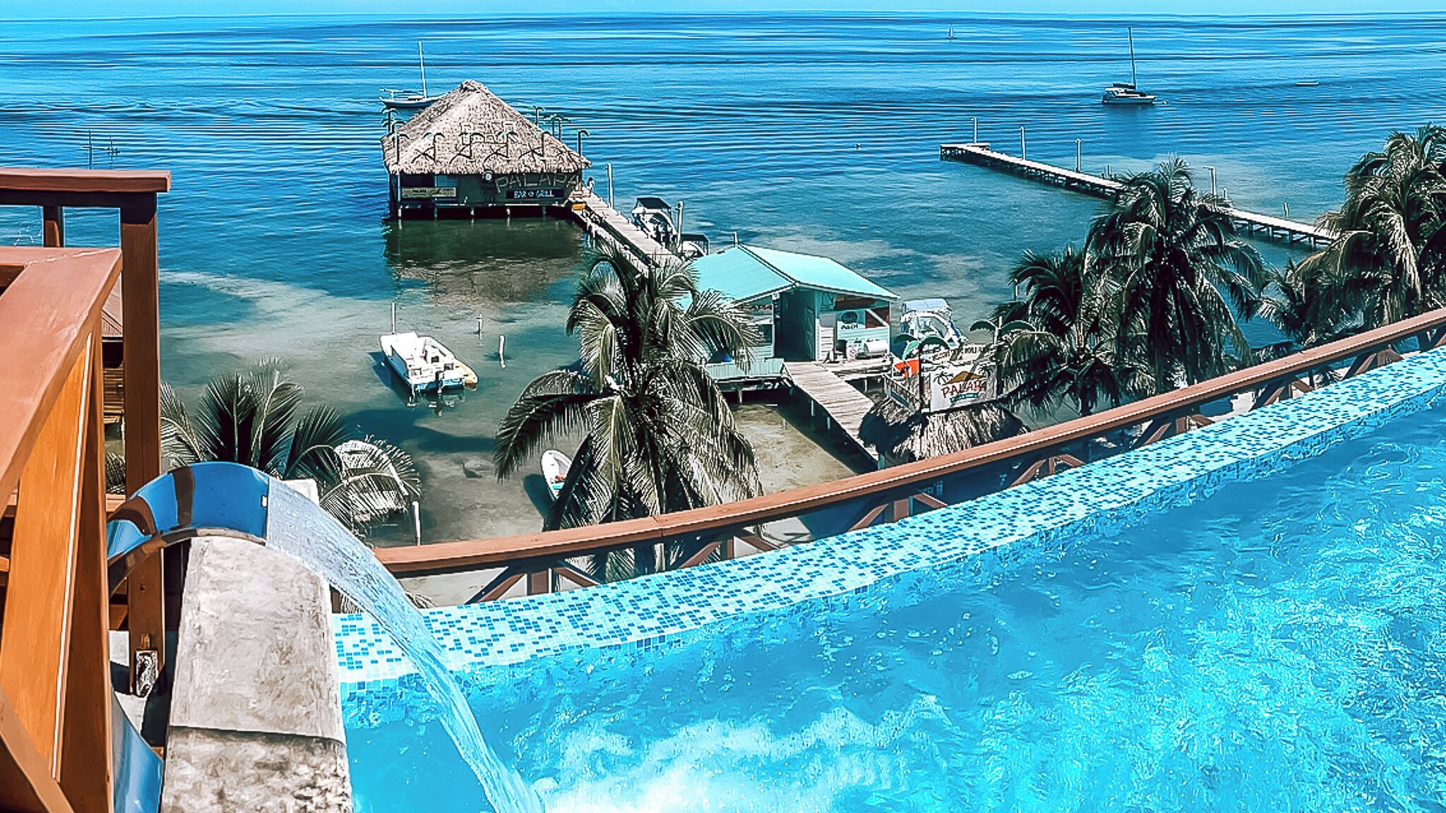2 piscinas al aire libre