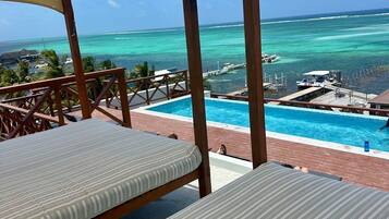 2 piscinas al aire libre