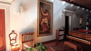 Interior detail - Palazzo Scolari B&B (Polcenigo)