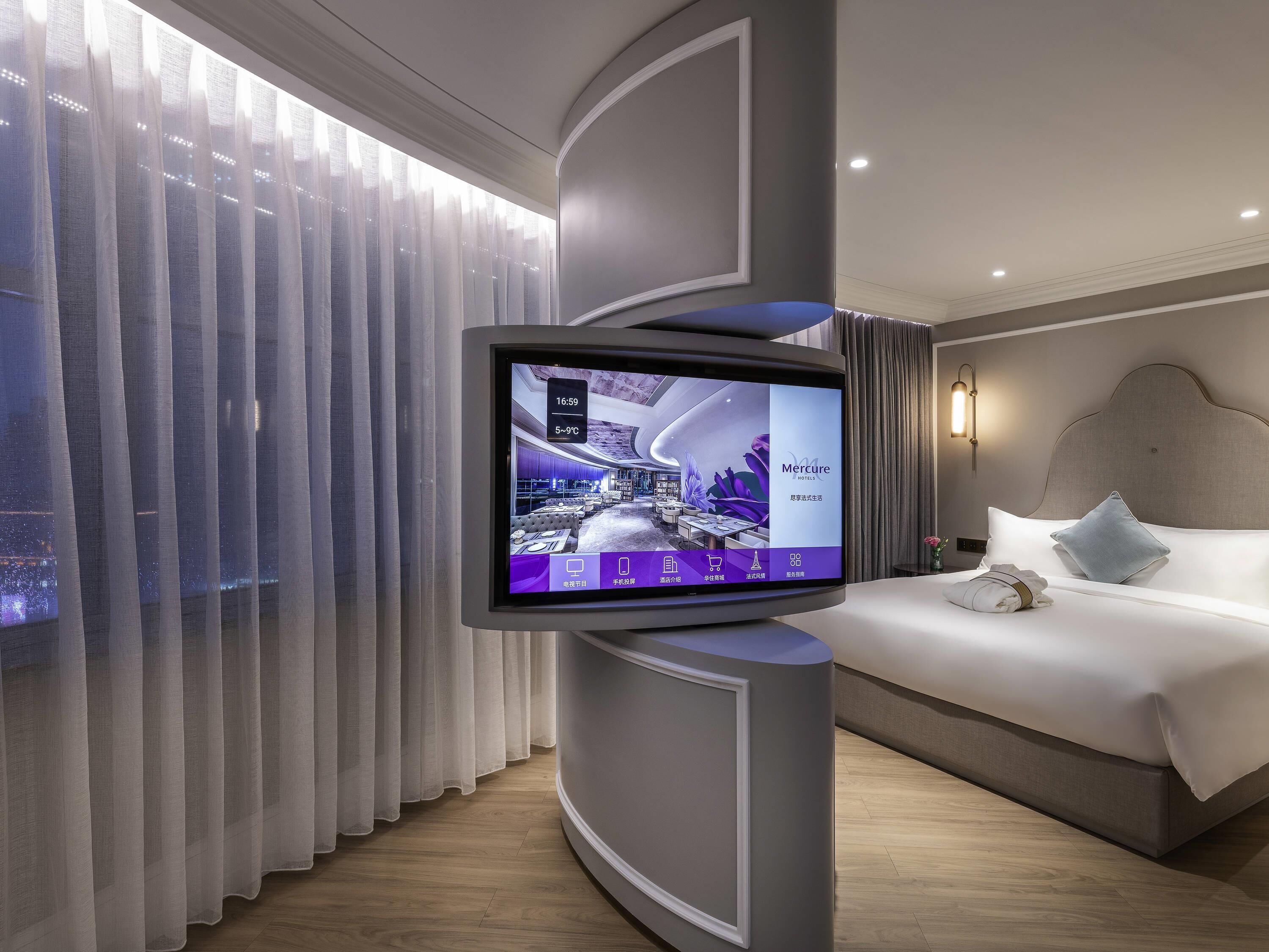 Ropa de cama de alta calidad y minibar 