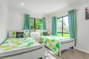 Comfort House, 2 Bedrooms, Garden View | 2 bedrooms, iron/ironing board, free WiFi, bed sheets - The Best Retreat Home Away From Home (Auckland)