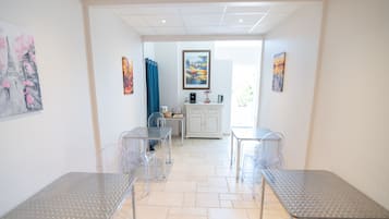 40-inch flat-screen TV with cable channels