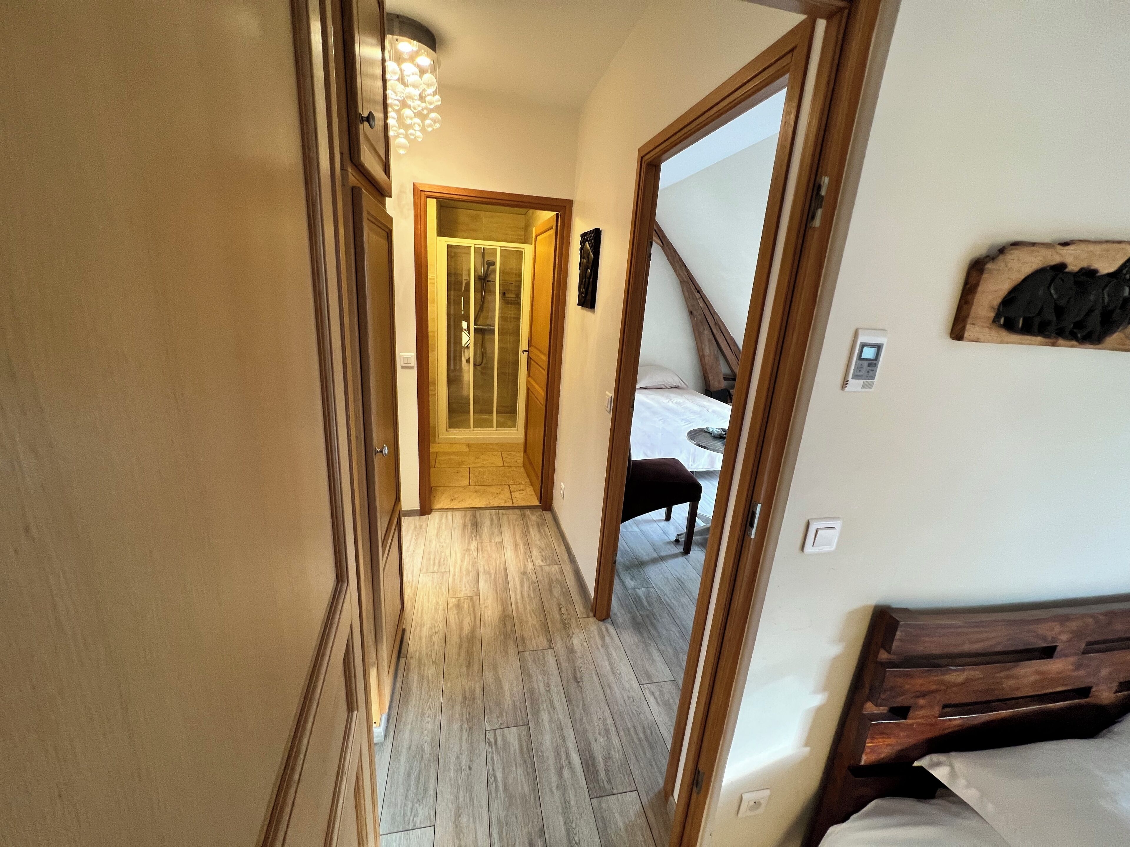 Suite parentale ZEN | Literie de qualité supérieure, décoration personnalisée
