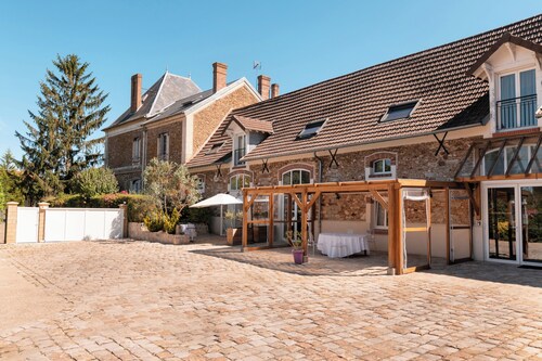 Domaine d'Auxonnettes | Chambres d'Hôtes et Gîtes - L&J évènements