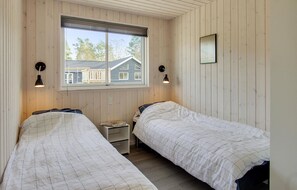 7 室のベッドルーム、旅行用ベビーベッド、WiFi (無料)