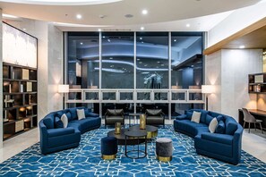 Lobby - Ramada Suites by Wyndham Geoje (Geoje)