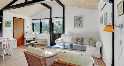 Maison confortable Ă RĂždby avec Wi-Fi