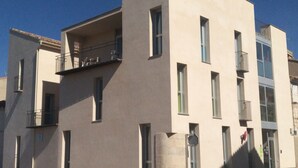 Fachada de la propiedad