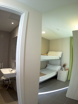 Double Room, Private Bathroom | Free WiFi