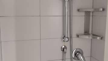 Room 6 - Basic | Bathroom