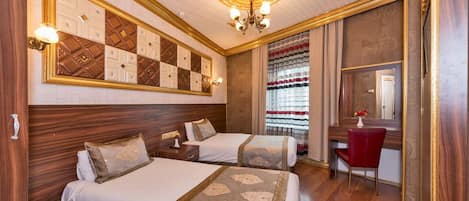 Standard Double Room | Minibar, desk, soundproofing, free WiFi