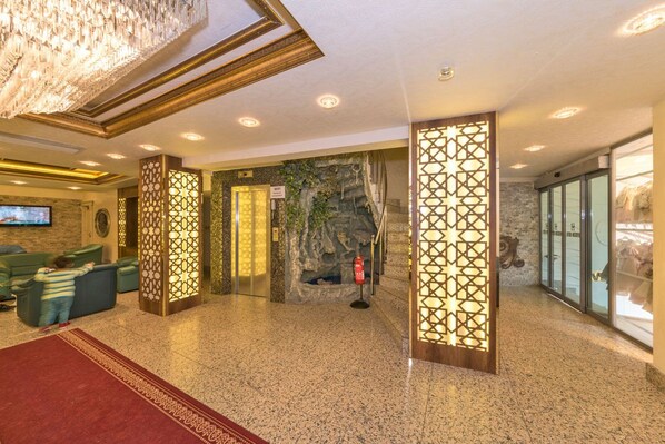 Lobby - Version Hotel (Istanbul)