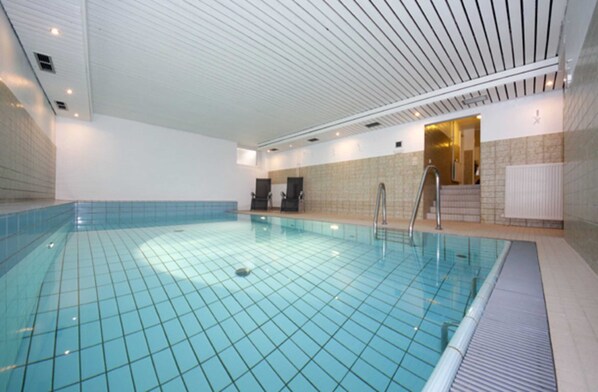 Indoor pool - House Ornum - House Ornum 1st floor / upper floor (Sylt)