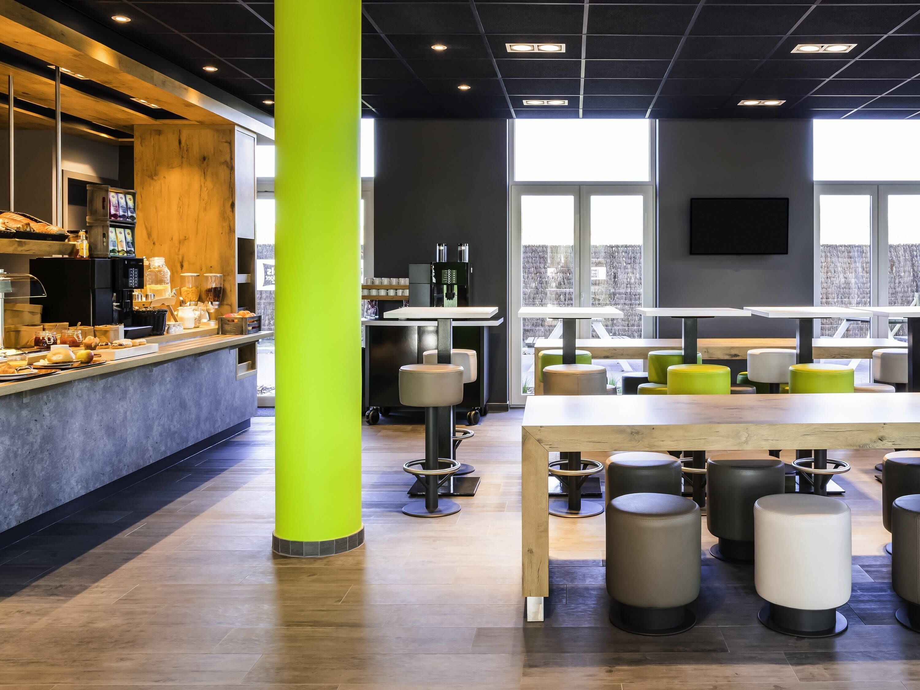 daily continental breakfast (eur 15 per person)