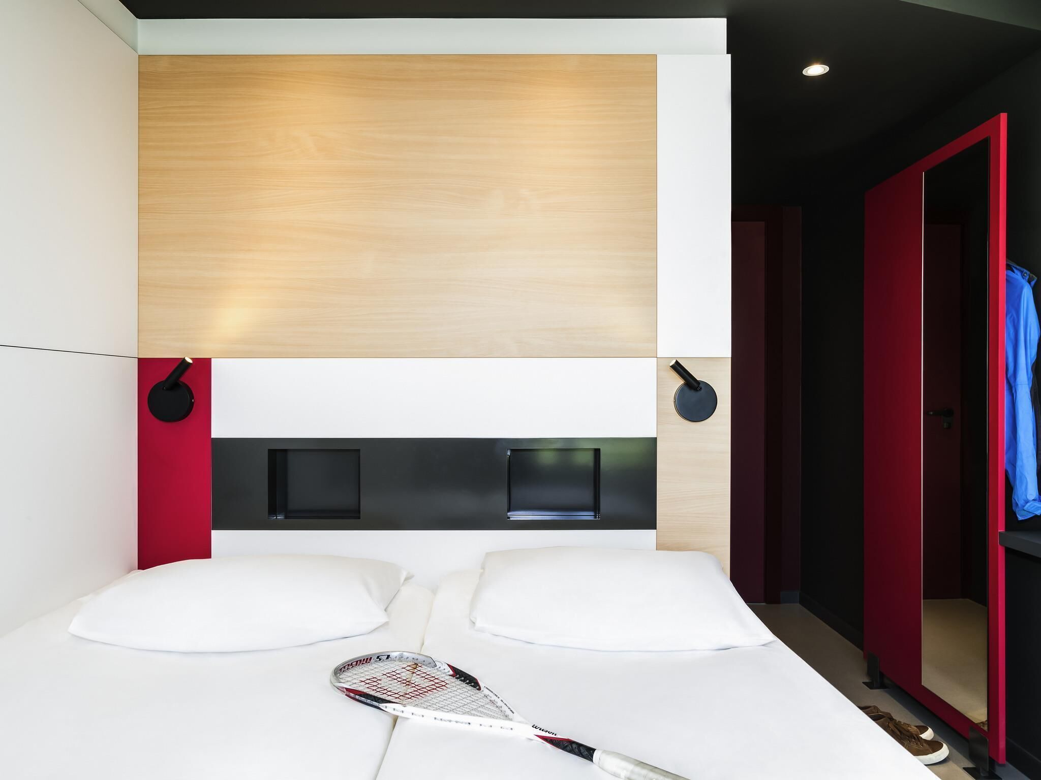 Standard Room, 3 Single Beds