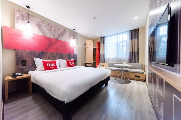 Superior Double Room | Desk, iron/ironing board, free WiFi, bed sheets