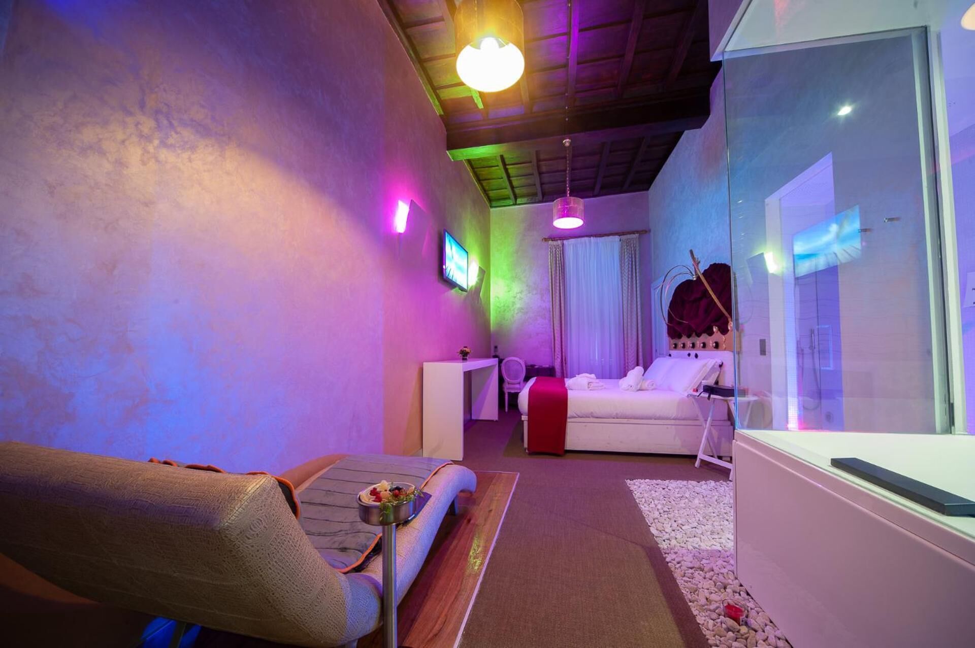 Photo - Magenta Pantheon Navona