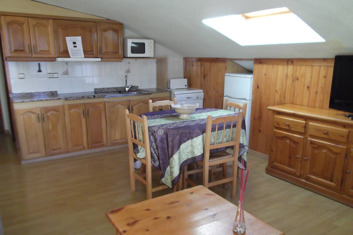 Apartamento, 1 quarto | Cozinha privada | Geladeira grande, micro-ondas, cooktop, lava-louças