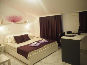 Studio (Apartment) | Desk, iron/ironing board, cribs/infant beds, free WiFi - Apartments Paradis (Rovinj)