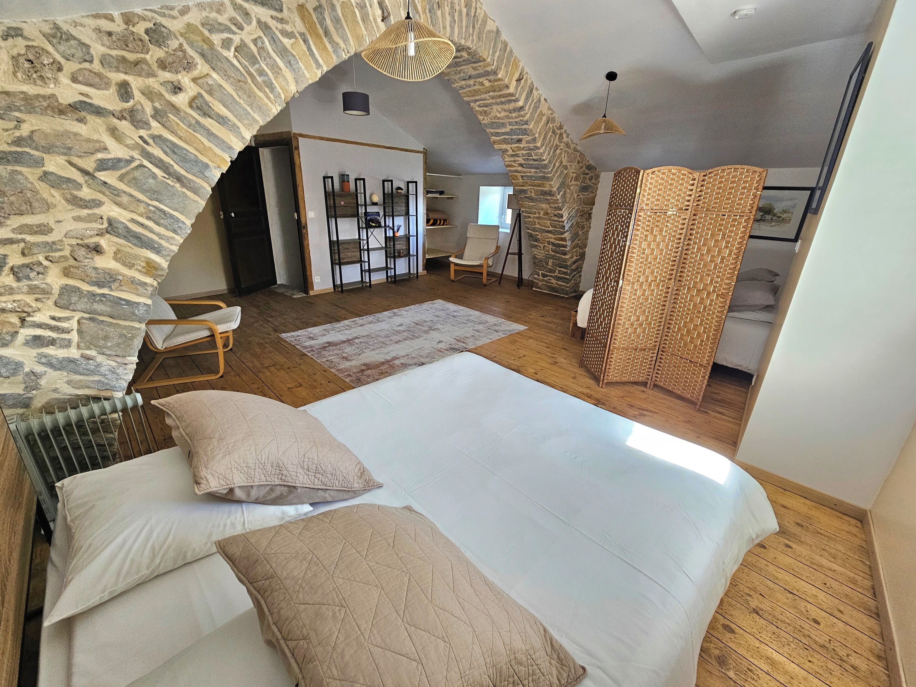 Comfort Cottage, 2 Bedrooms | 1 bedroom, individually decorated, individually furnished, desk