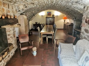 Restaurant - Le Barry du Grand Chemin (Le Caylar)