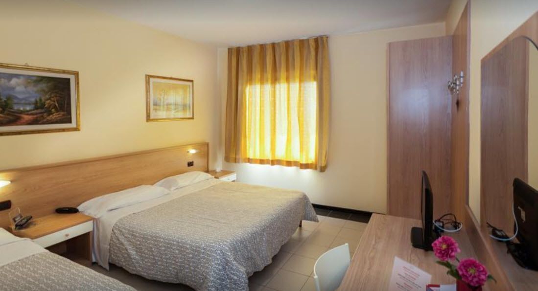 Minibar, in-room safe, desk, soundproofing