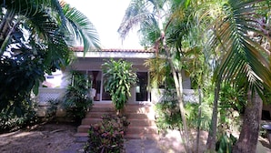 Unclassified image, 4 of 28, button - Save House Resort (Koh Samui)