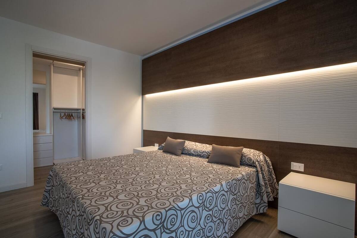 Minibar, in-room safe, desk, soundproofing